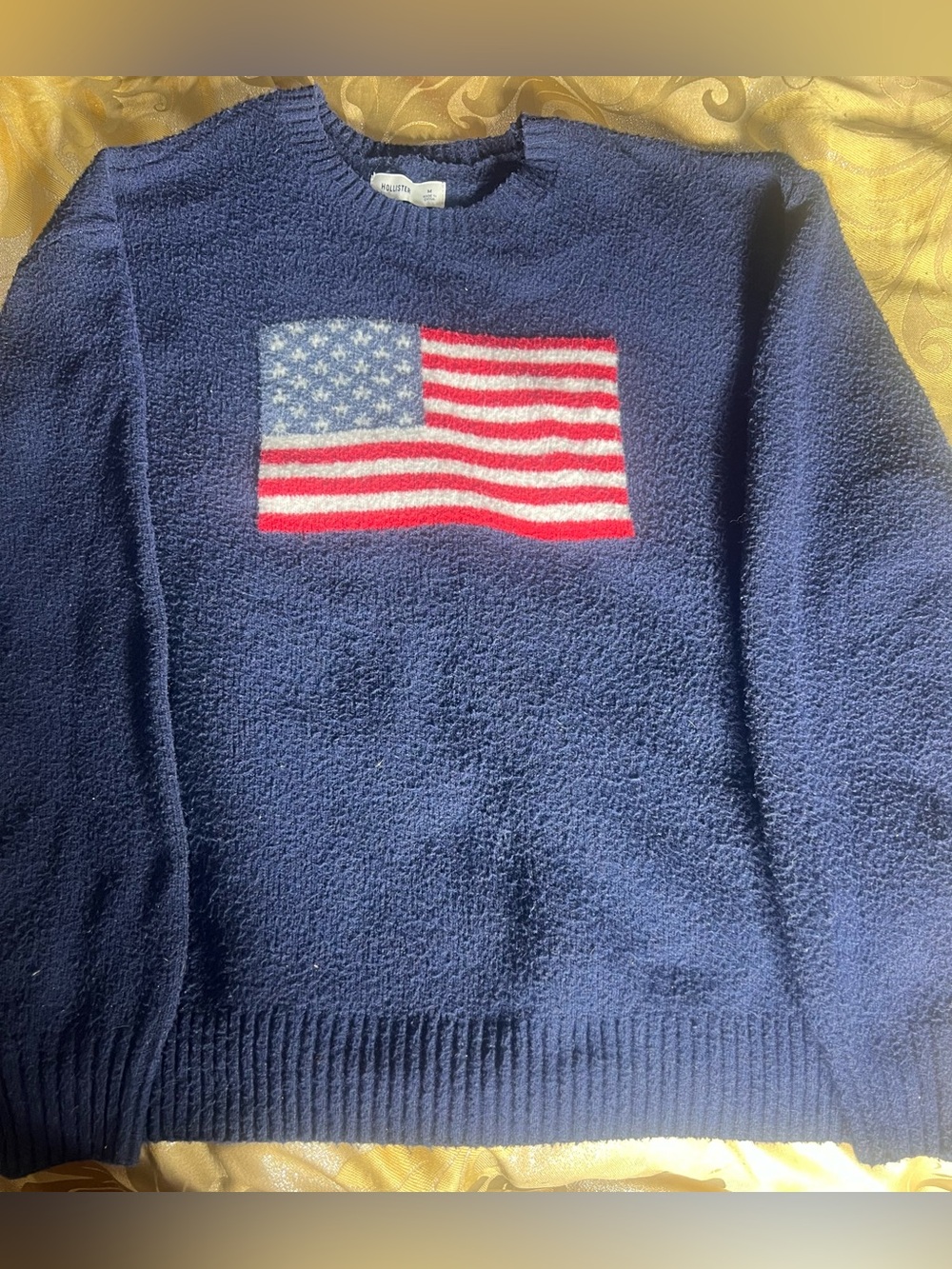 HOLLISTER Comfy Cloud Fuzzy American Flag Knit Sweater Size M